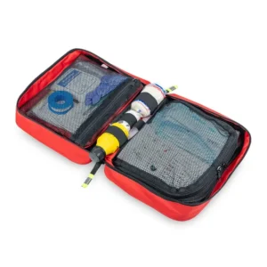 Rauð taska undir fyrstu hjálpar búnað Cures XL sýnd opin